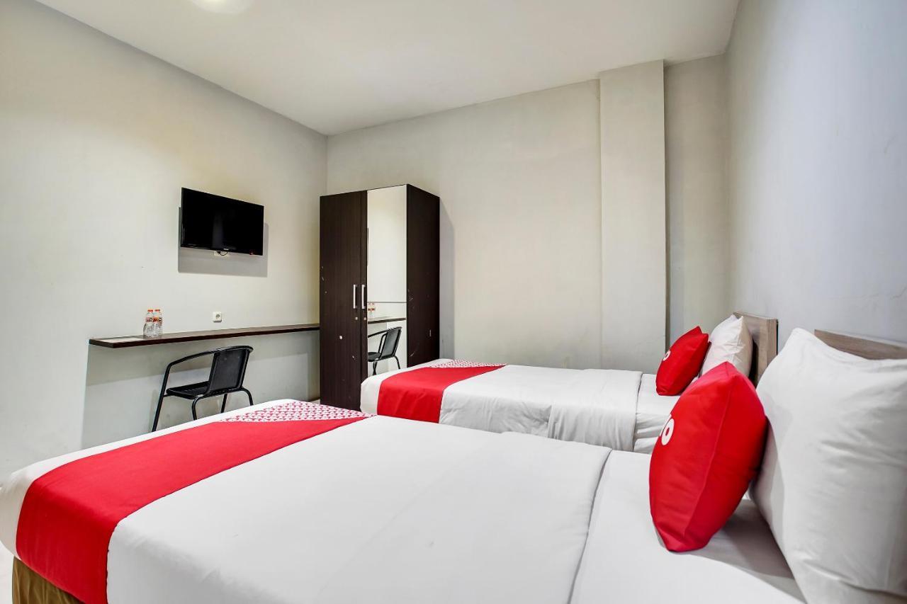 Reddoorz @ Pelajar Pejuang 3 Hotel Бандунг Екстериор снимка