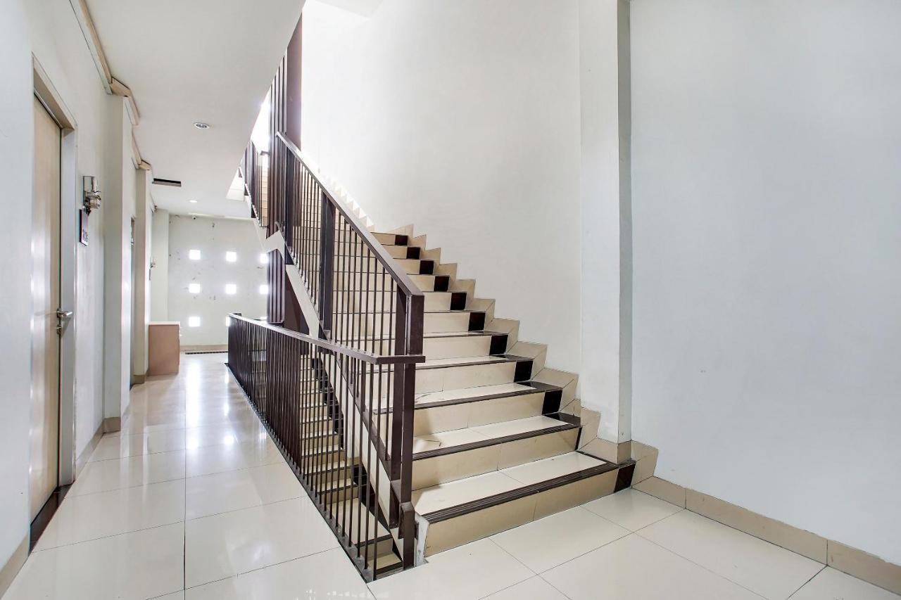 Reddoorz @ Pelajar Pejuang 3 Hotel Бандунг Екстериор снимка