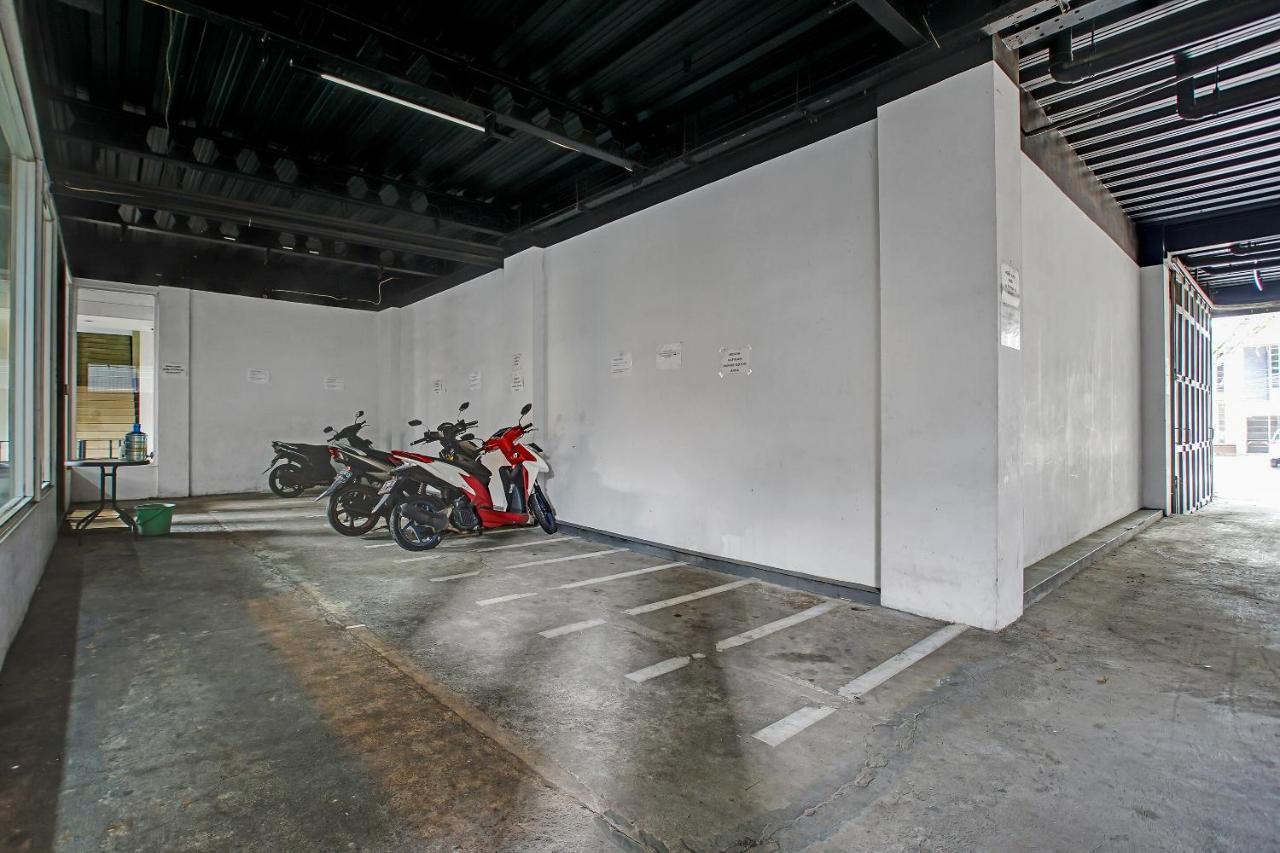 Reddoorz @ Pelajar Pejuang 3 Hotel Бандунг Екстериор снимка