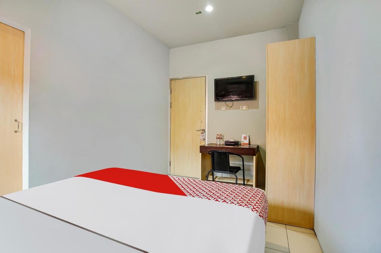 Reddoorz @ Pelajar Pejuang 3 Hotel Бандунг Екстериор снимка