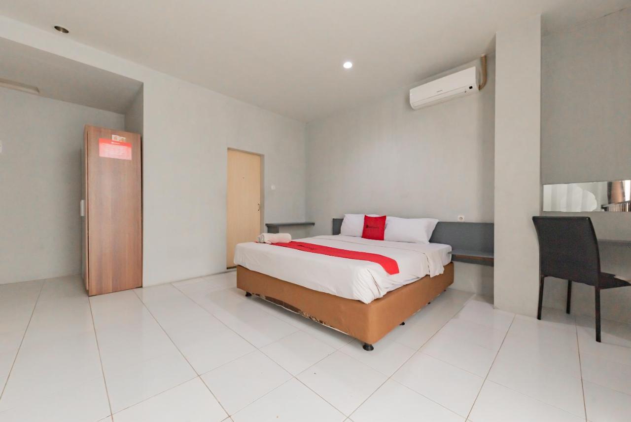 Reddoorz @ Pelajar Pejuang 3 Hotel Бандунг Екстериор снимка